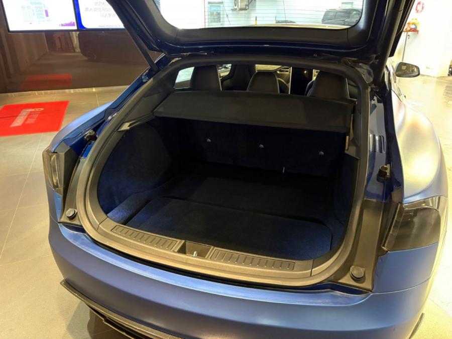Model S P85D - Image 8